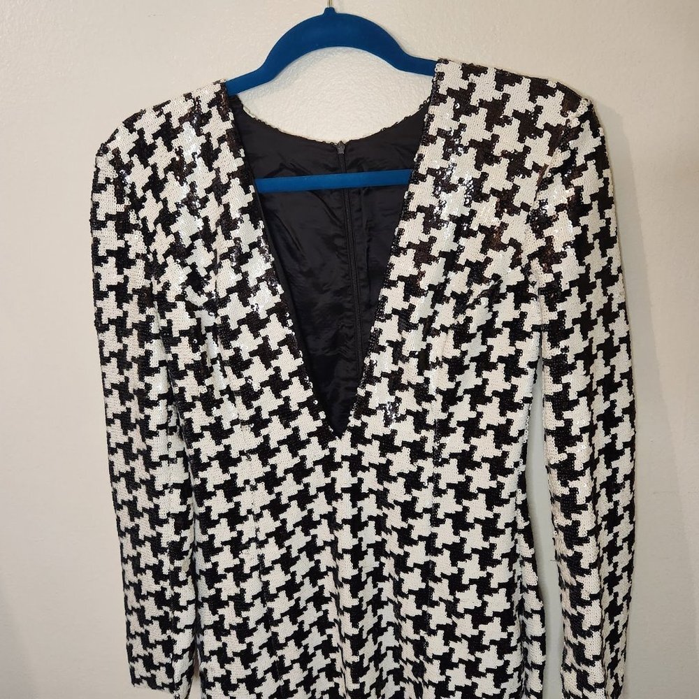 Hamel Sequin Houndstooth Plunging V Midi Dress - image 7